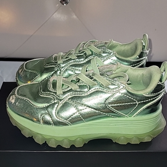 Toddler Reebok Classic Leather Cardi B - Picture 3 of 5